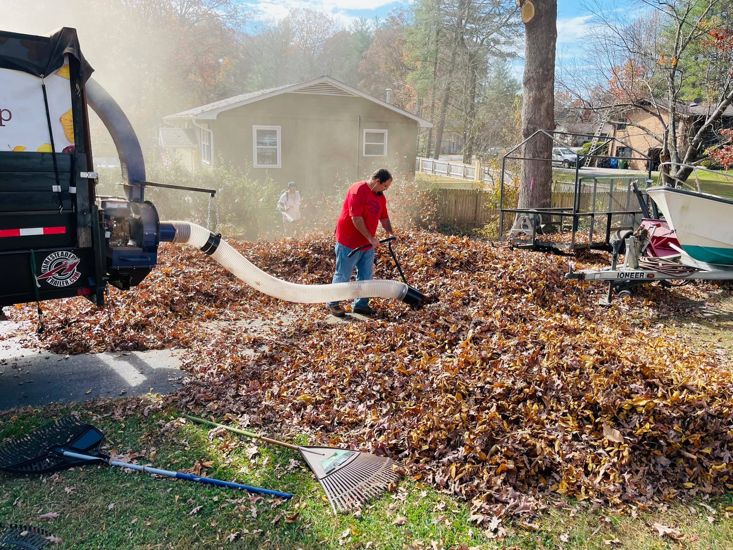 Leaf Removal in Mishawaka, IN