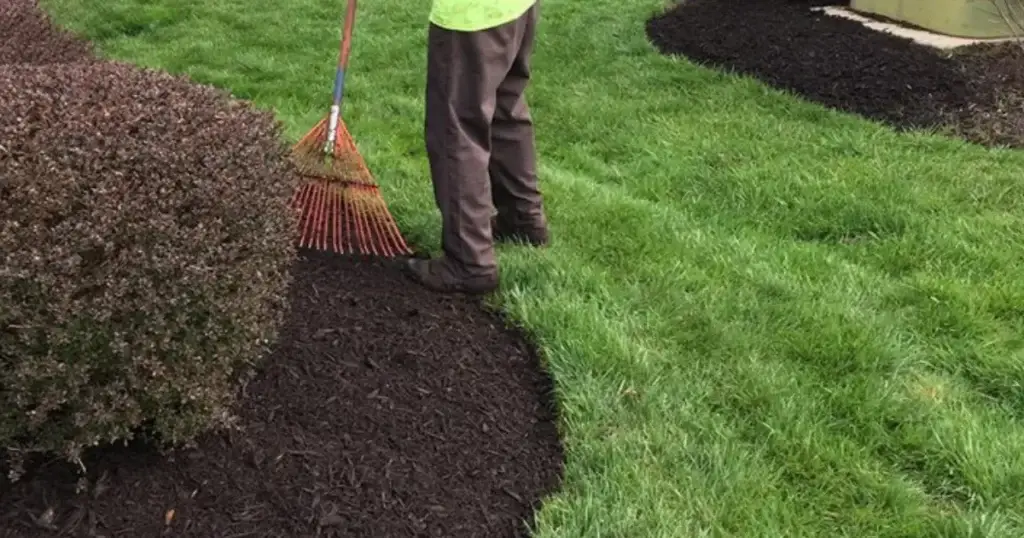 Mulch Installation in Elkhart project 7